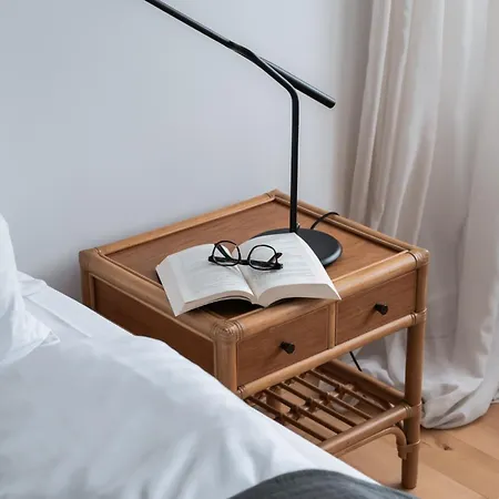 Queens Courtyard By Daniel&jacob's *