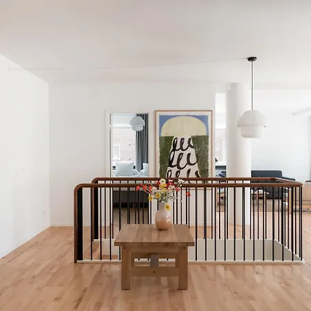 Queens Courtyard By Daniel&jacob's Apartment *